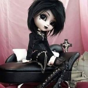 Meet your Posher, Magda